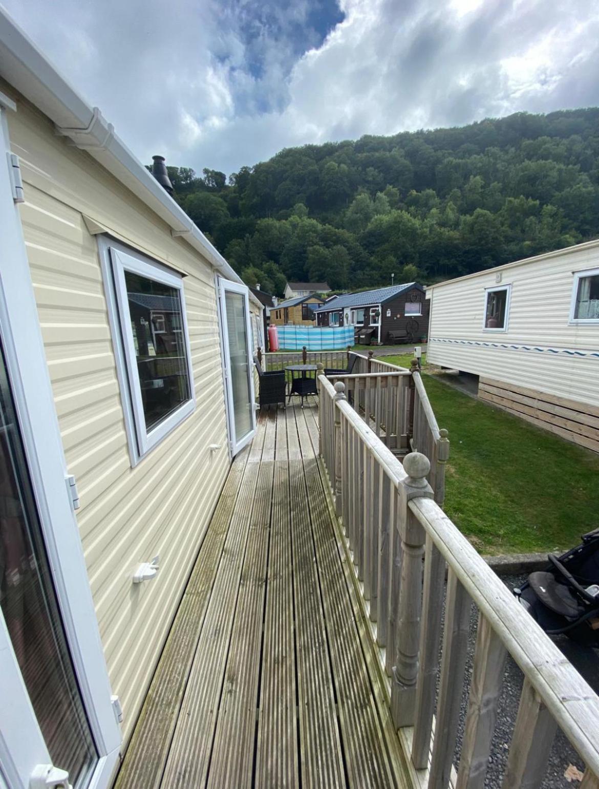 Holiday home Modern 2017 Model Delta Sienna Static Caravan In Clarach Bay *